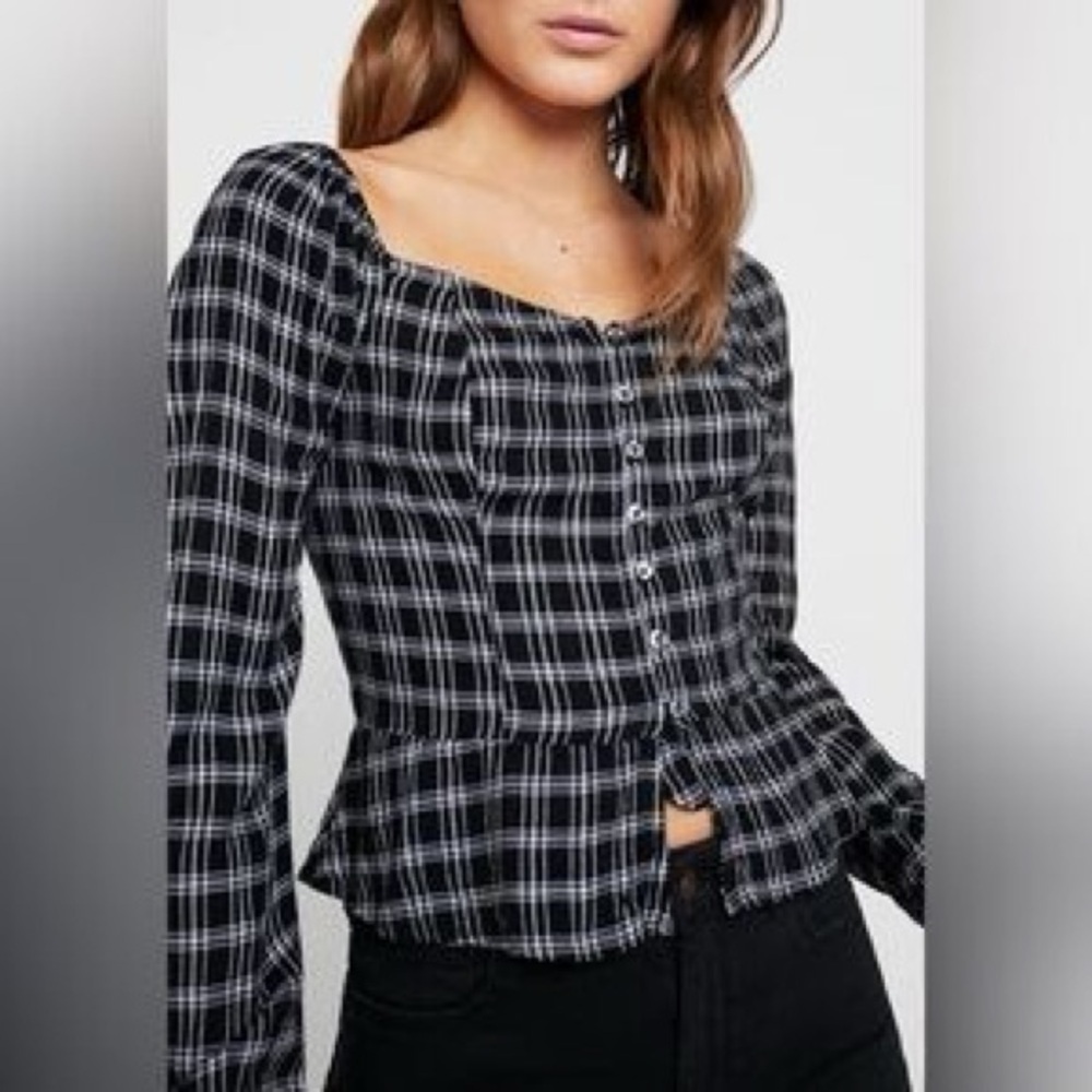 Hollister Black and White Plaid Smocked Button Down Long Sleeve Crop Top